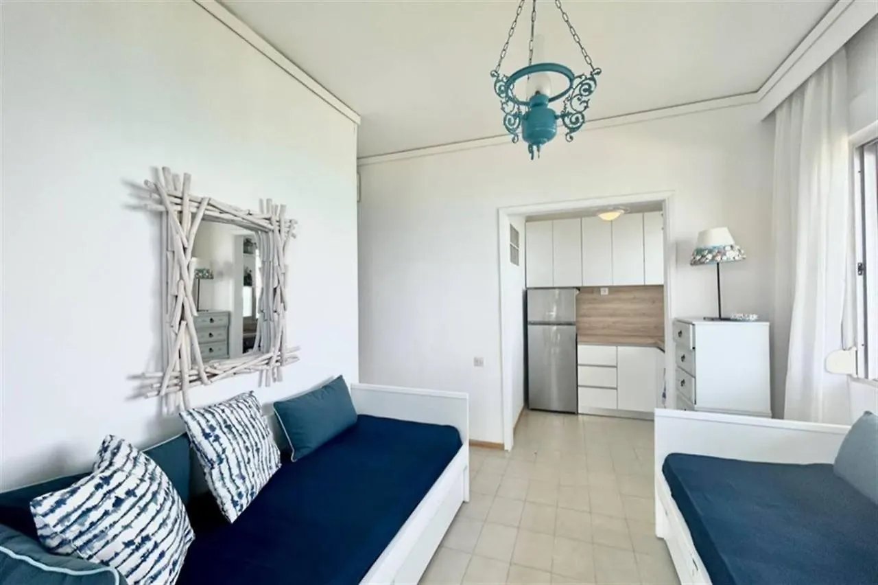 George Seafront Apartment Hanioti 1 Bedroom 5 Guests