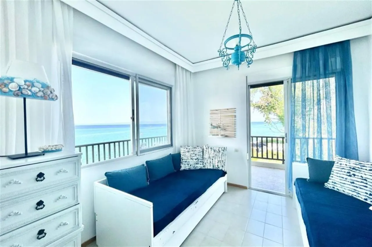 George Seafront Apartment Hanioti 1 Bedroom 5 Guests Greece