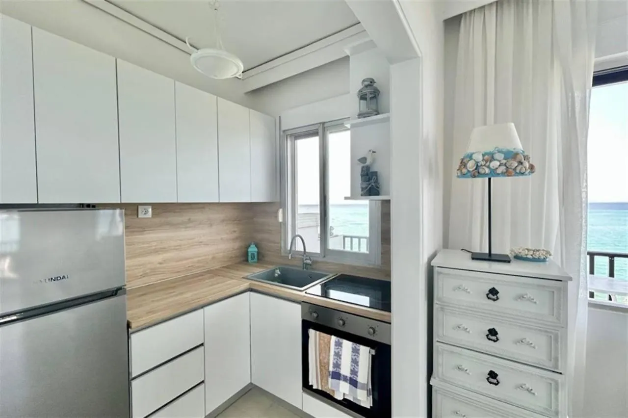 George Seafront Apartment Hanioti 1 Bedroom 5 Guests